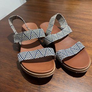 Lane Bryant 10W Textured Sandals